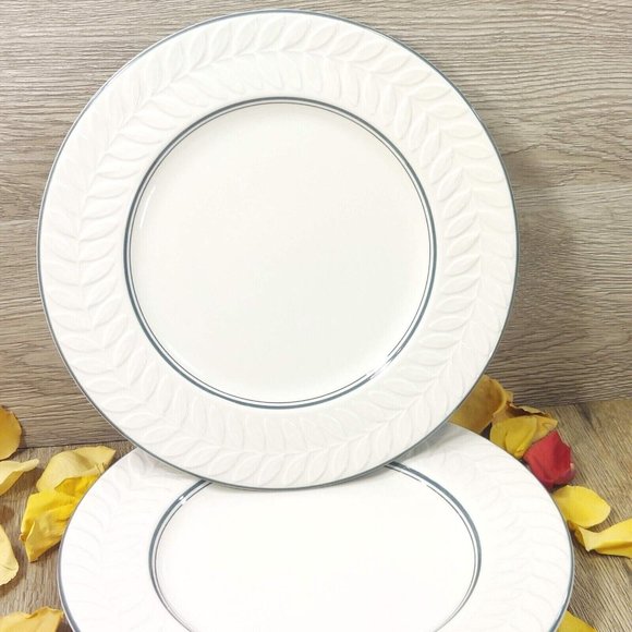 Syracuse Plates Dinnerware Serving Dishes 2 Pc. Dining Set Plates Leaf Embossed - Picture 11 of 12